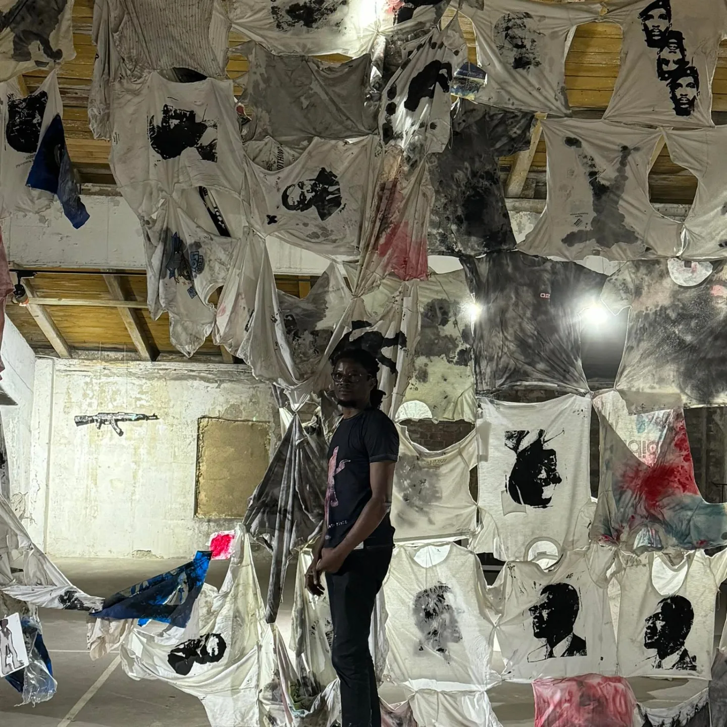 Read more about the article Bob Nosa exhibits “Human Remains” in Poland